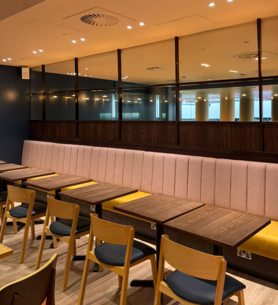 Alternative internal view of Sanfords American Diner at Glasgow International Airport